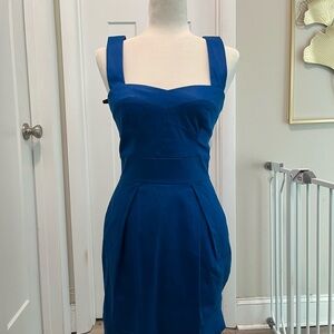 Elegant Blue Sleeveless Dress